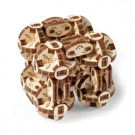 Sférická kostka - Flexi-Cubus - model mechanické montáže - dýha Sférická kostka - Flexi-Cubus - model mechanické montáže - dýha