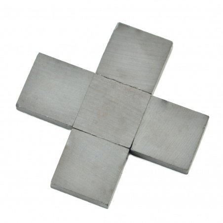 Deskový feritový magnet - 20x20x5mm - 5ks Deskový feritový magnet - 20x20x5mm - 5ks