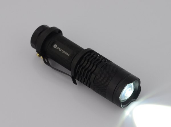 EverActive FL-180 Bullet 3W LED svítilna