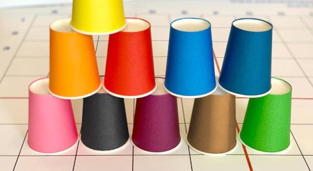 Papírové kelímky na kódovací podložku Ozobot - 100 kusů v různých barvách
