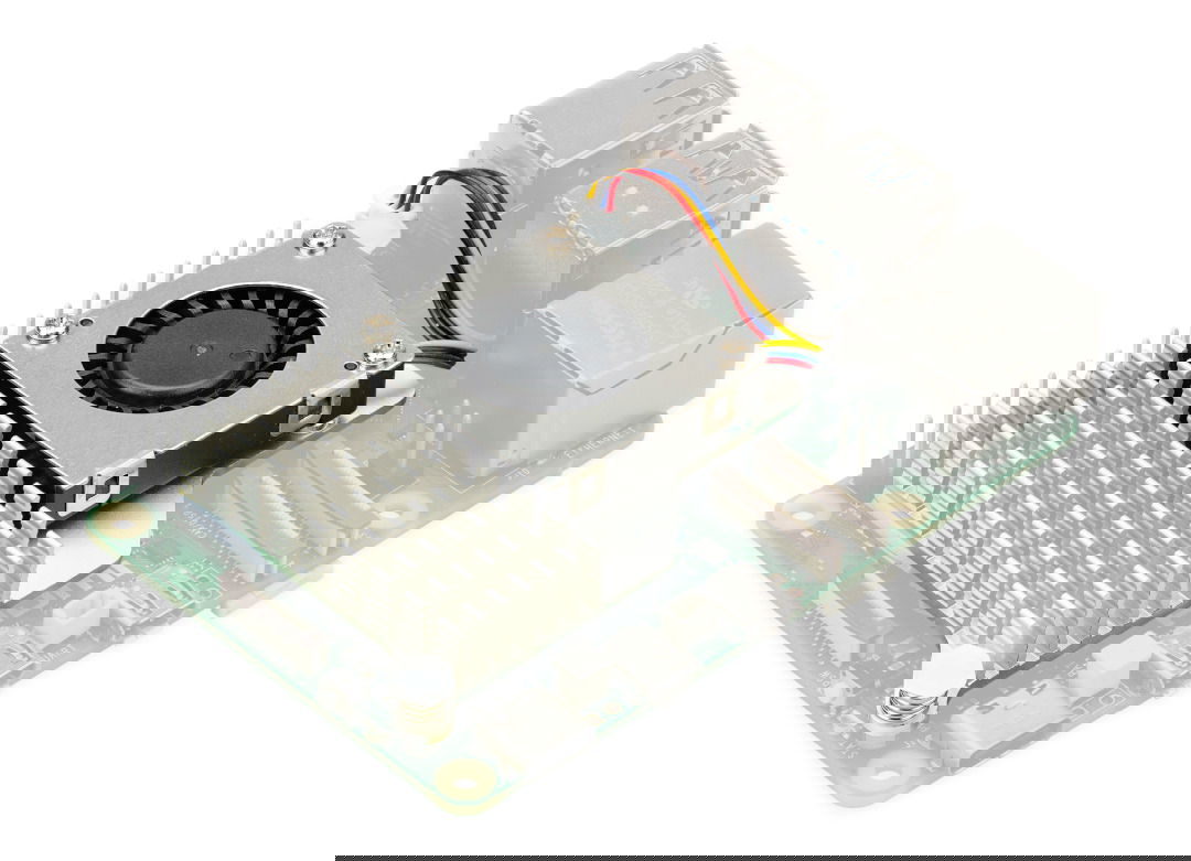 Chladič s ventilátorem pro Raspberry Pi Active