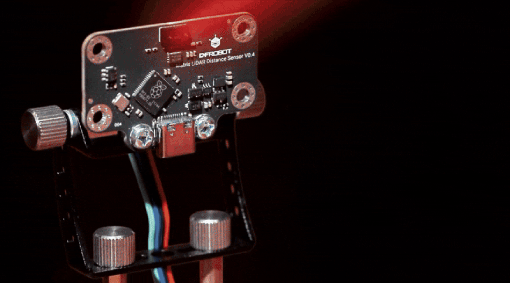 Maqueen Plus V3 - Pokročilý vzdělávací robot STEM s maticovou laserovou navigací pro micro:bit - DFRobot MBT0050-AA