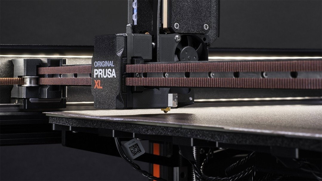 3D tiskárna - Original Prusa XL - 2 hlavy - sestaveno - Critical Infrastructure Edition - se šifrovaným USB diskem 30 GB